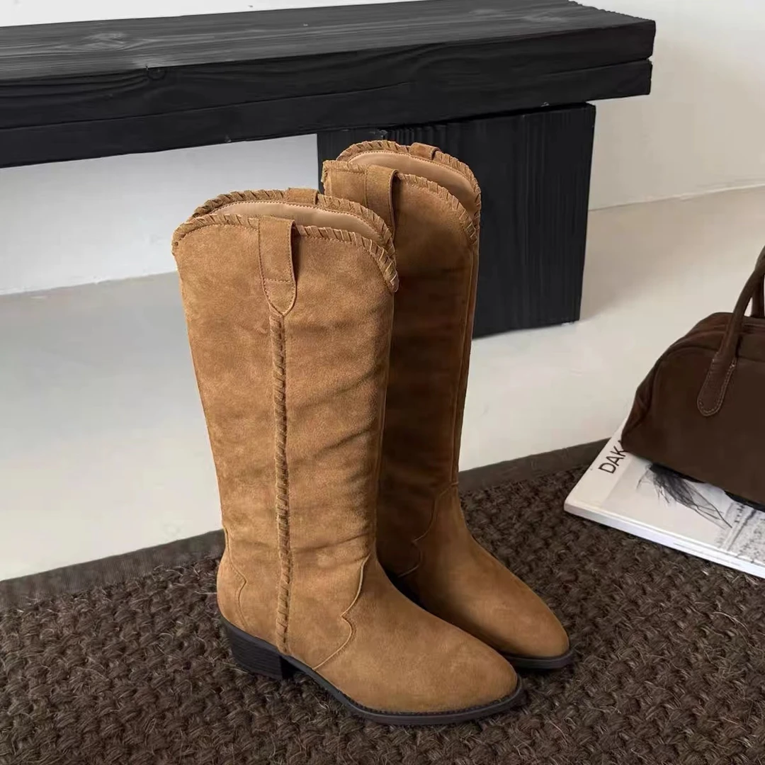 2025年秋冬新款刺绣西部靴粗跟中筒靴子内增高方头褶皱堆堆靴女