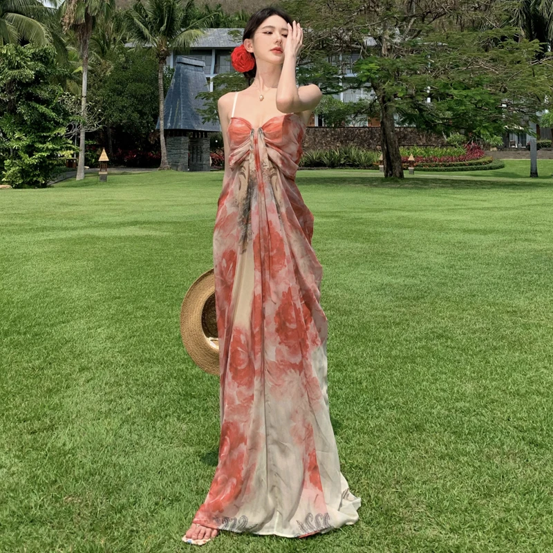 三亚海边度假沙滩长裙法式气质扎染抹胸连衣裙女印花裙子红色花色