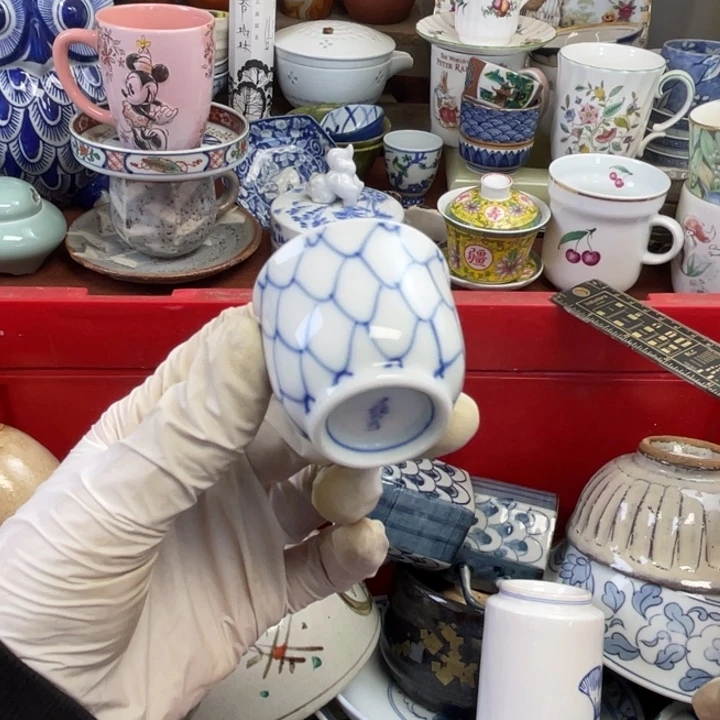 他家瓷器真美…开播了