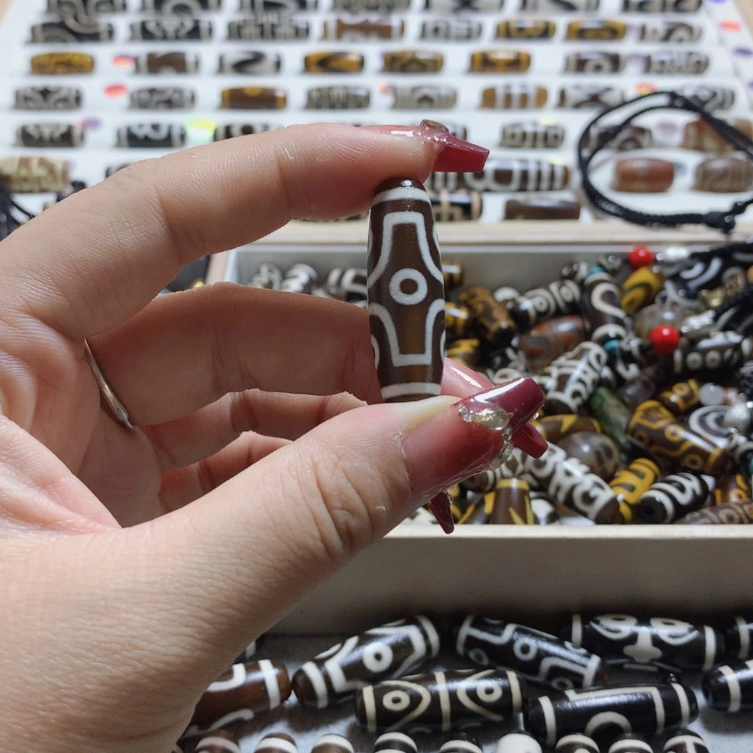 合金颈饰玛瑙/玉髓