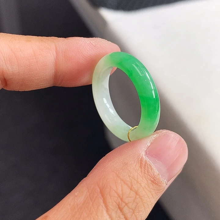 翡翠未镶嵌戒指17号