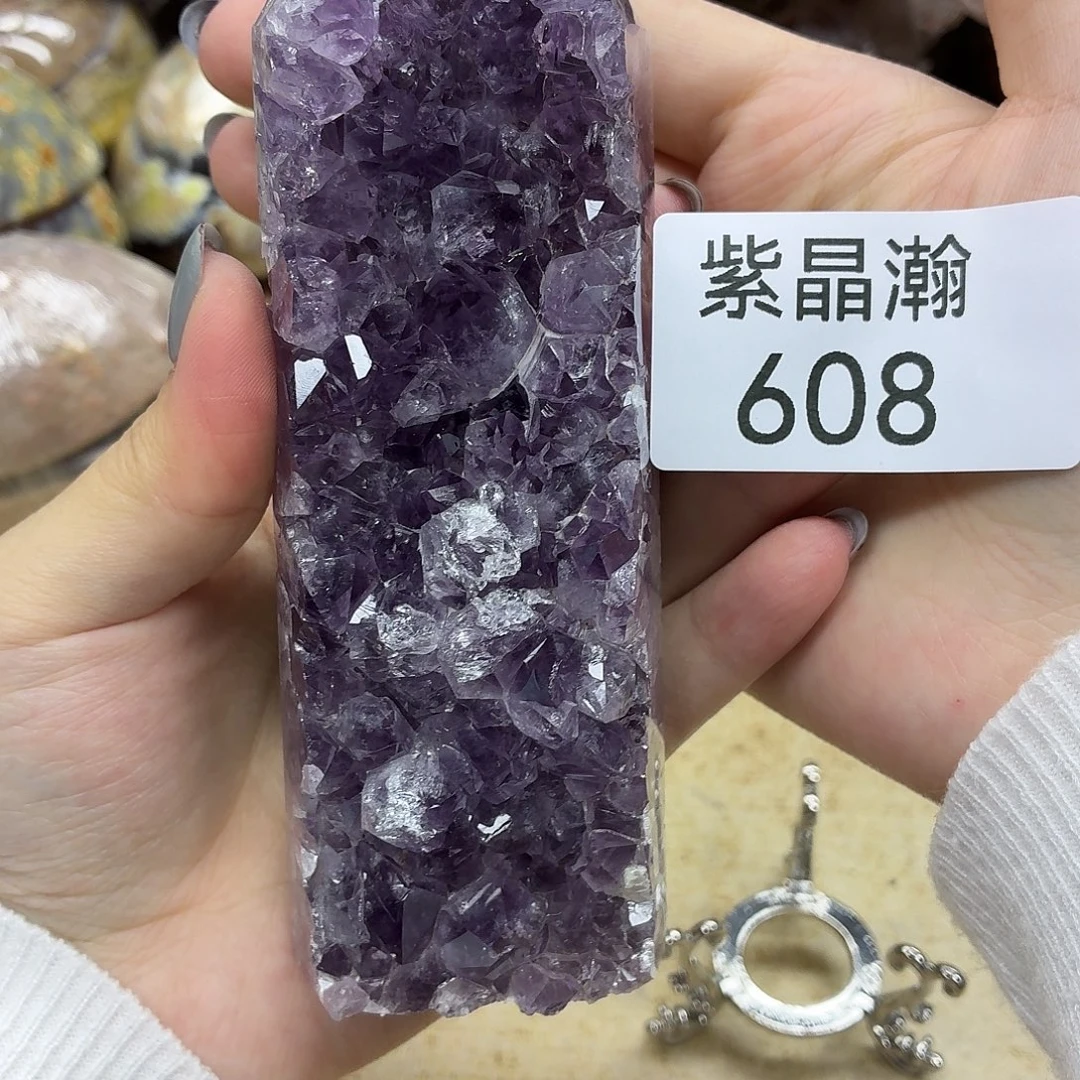 未镶嵌水晶大型摆件（非配饰）