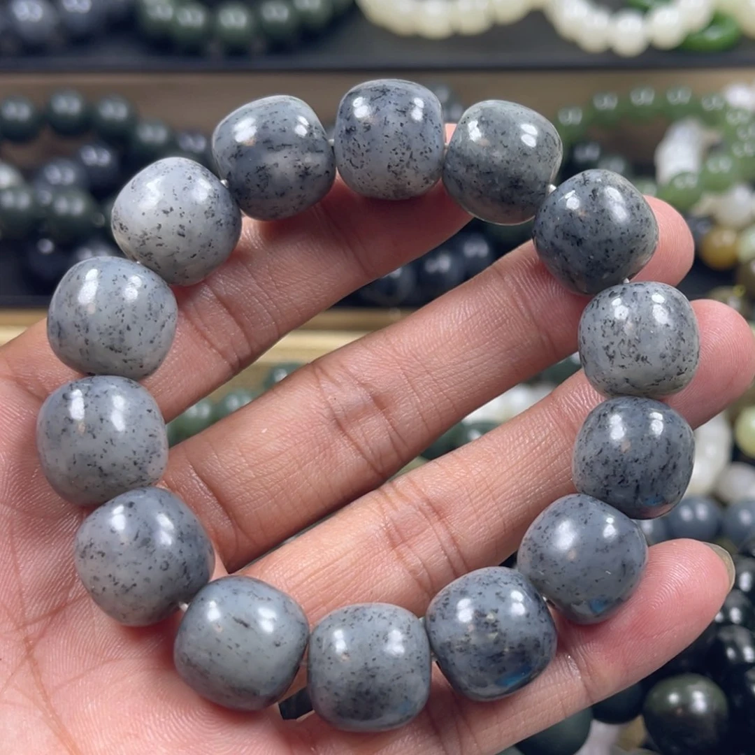 和田玉手串未镶嵌楼****龙