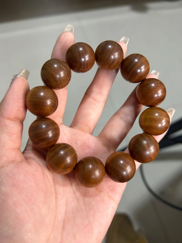 20MM黑肉老山檀香