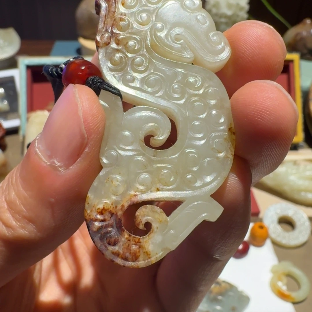 古***董和田玉未镶嵌挂件