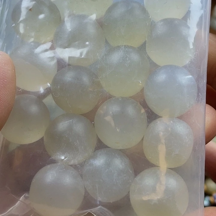 顺***子玛瑙/玉髓未镶嵌颈饰