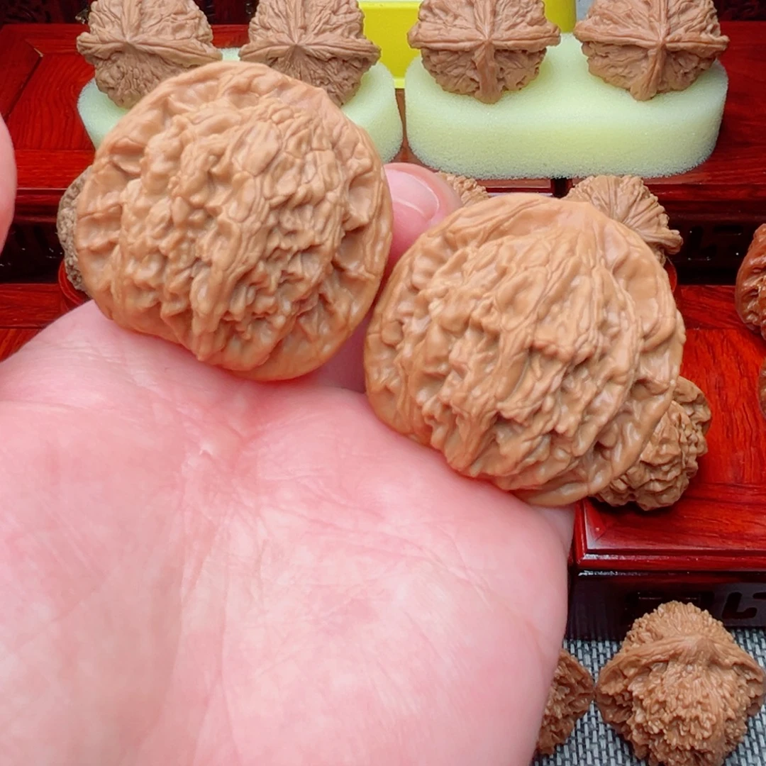 吊坠文玩核桃麦穗虎头