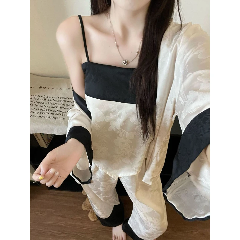 新中式提花吊带2025新款冰丝睡衣带胸垫女大码居家服三件套可外穿