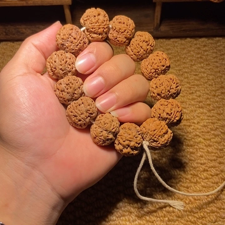 龙***金刚菩提手串金刚