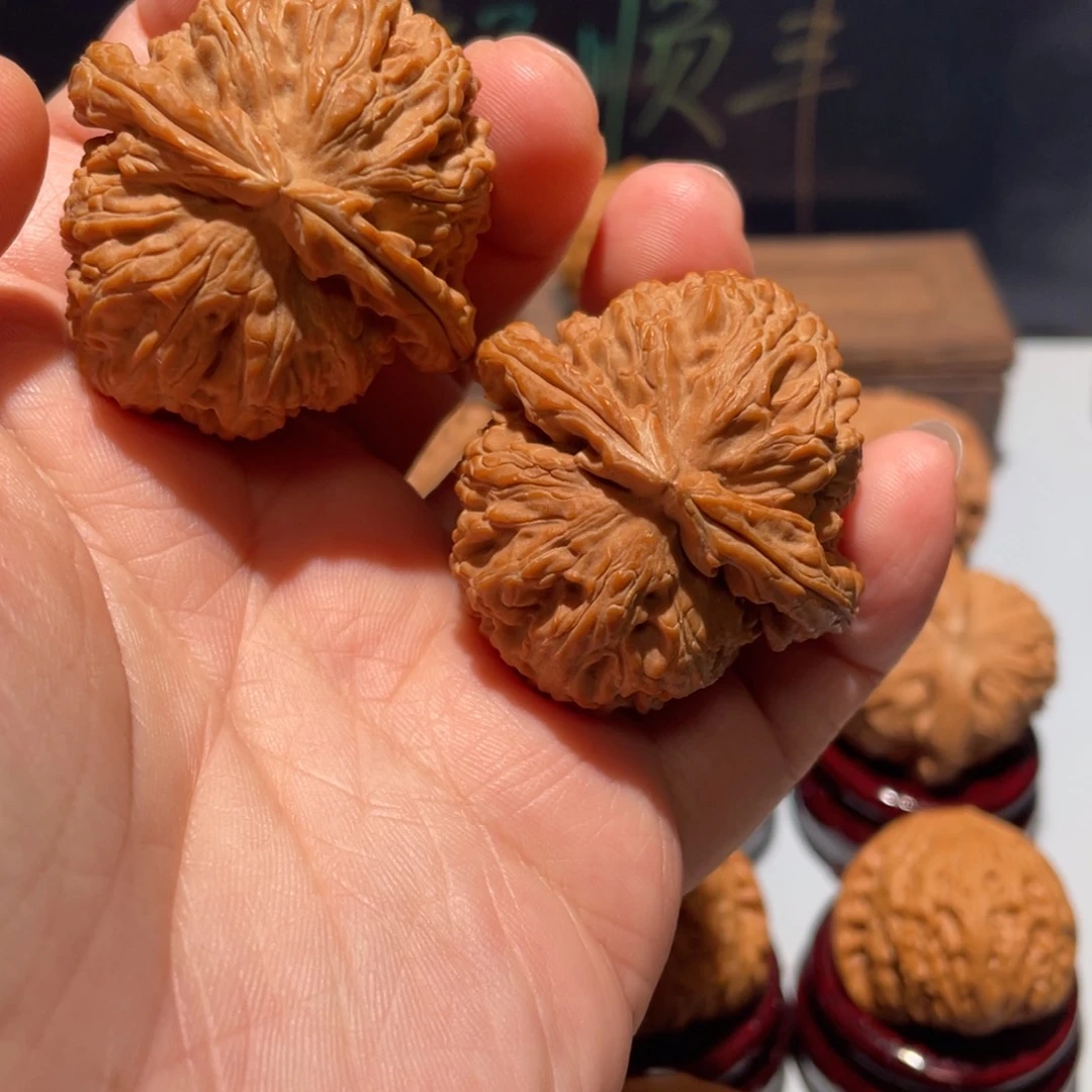 文玩核桃把件玖**後三角白42全品
