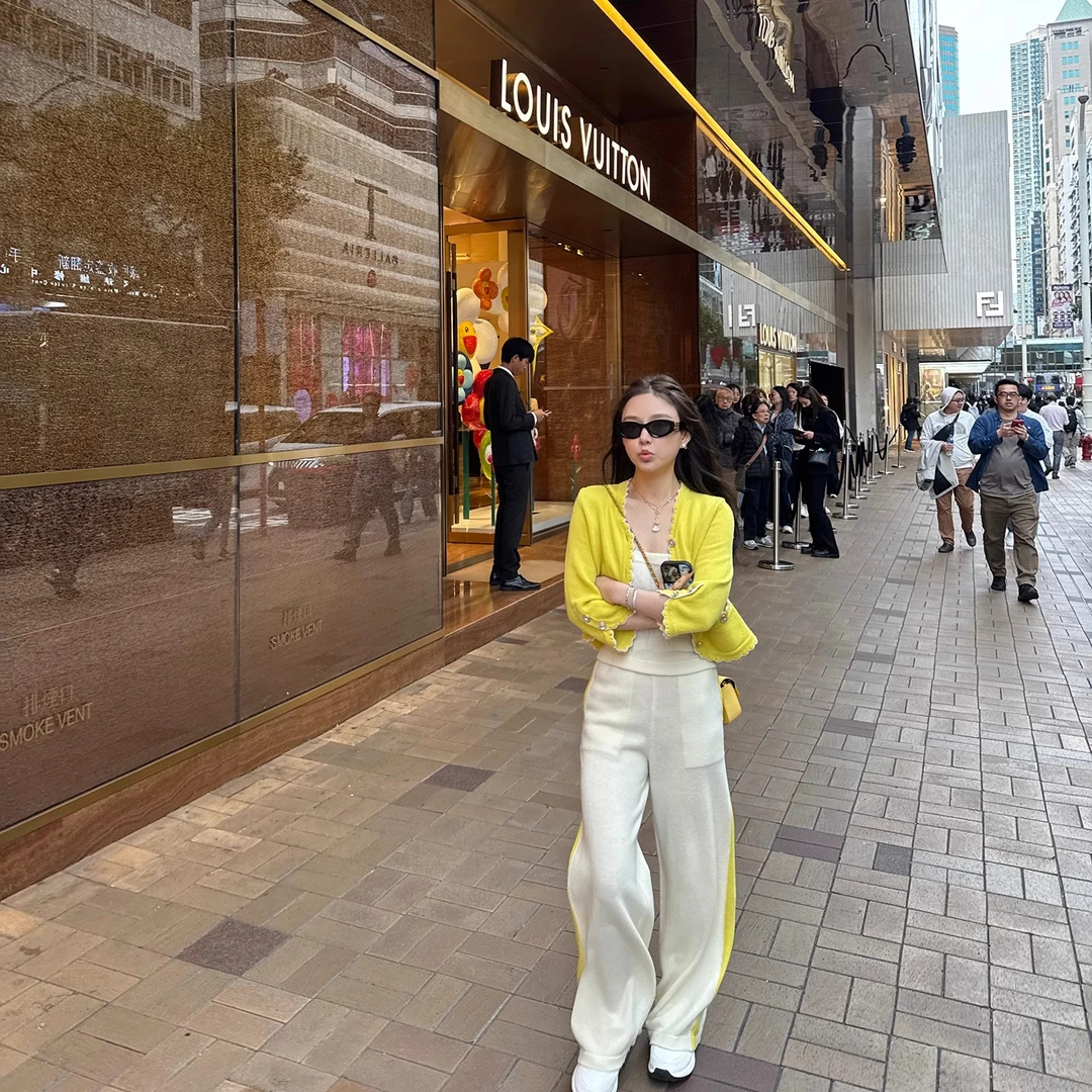 "25C甜嗲多巴胺"招财黄开局！独属春天的明媚 100羊毛针织衫套装