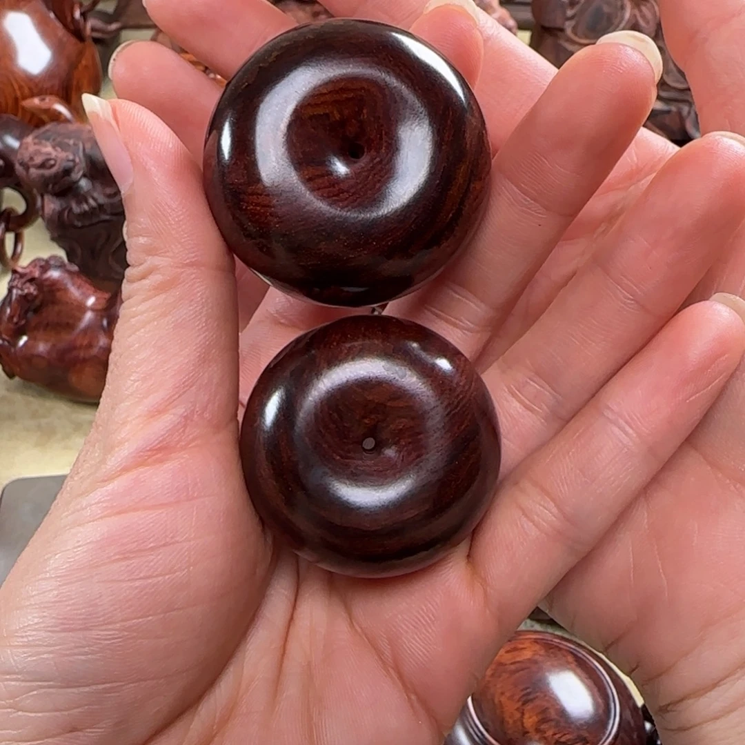 天***王黄花梨/降香黄檀把件平安扣 手把件