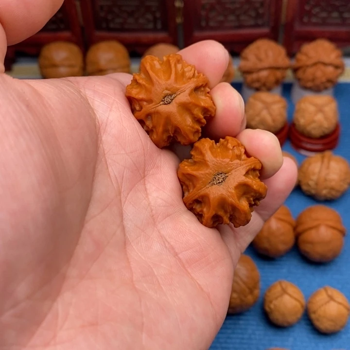 文玩核桃把件京八棱