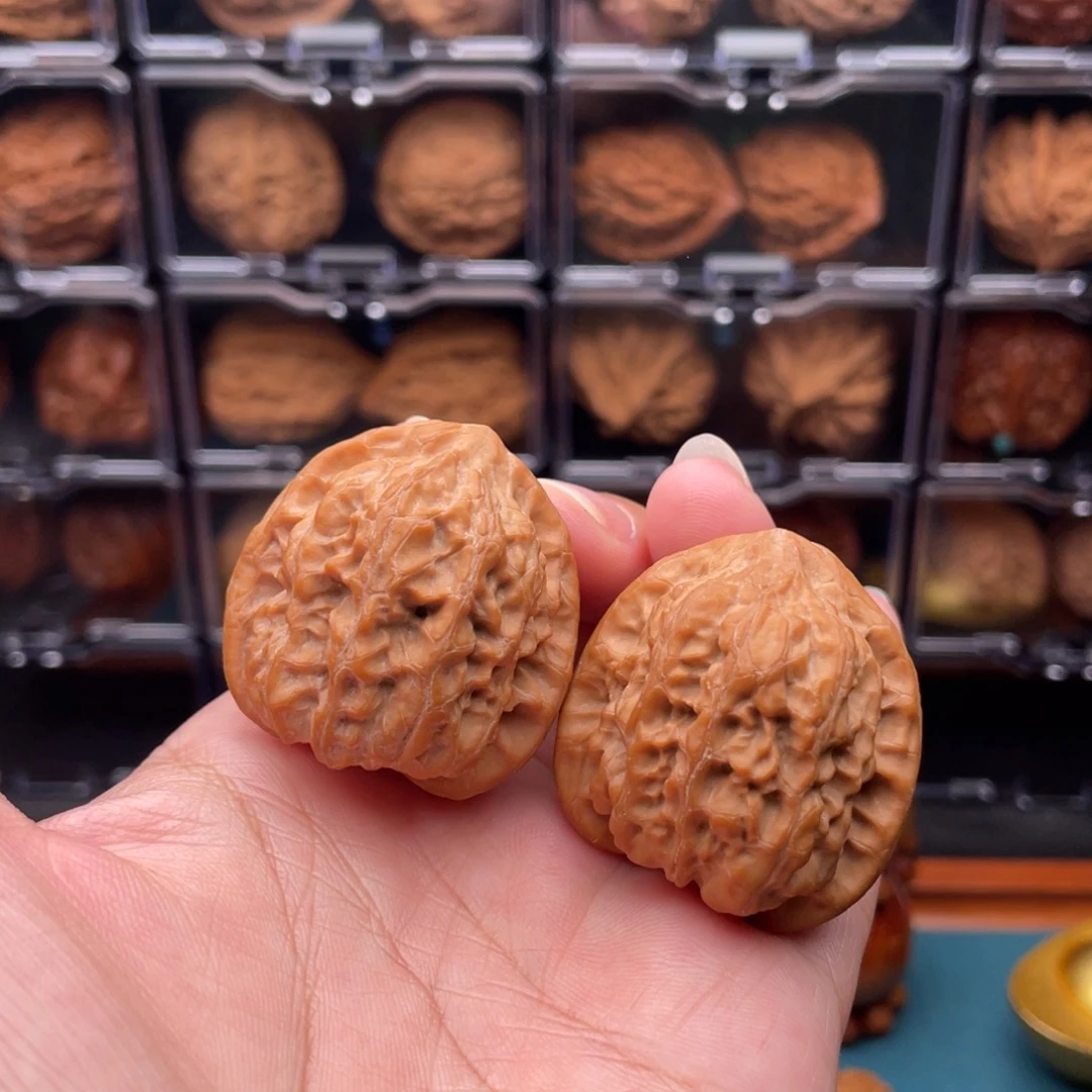 吊坠桃核35全品靠山王