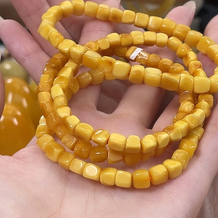 琥珀未镶嵌珠宝奇石多样性发其一J