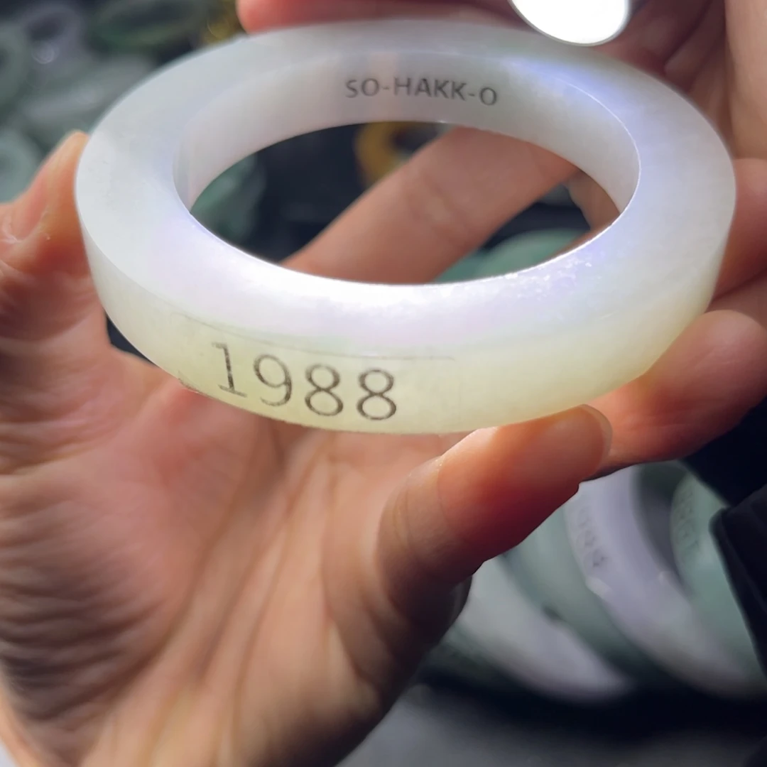 定制翡翠手镯未镶嵌