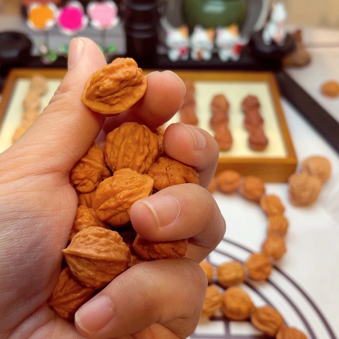 文玩核桃手串蛤蟆头