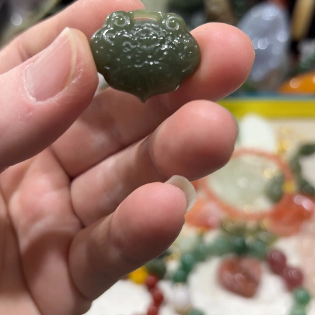 和田玉（青玉）未镶嵌颈饰257888