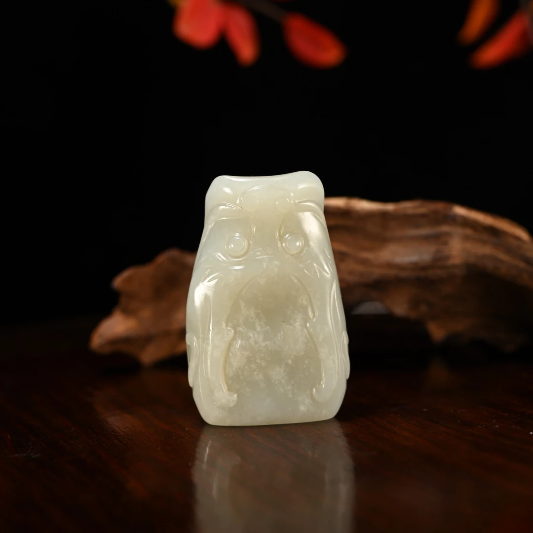 Lot8823 HP6810155和田玉挂件/杭拍