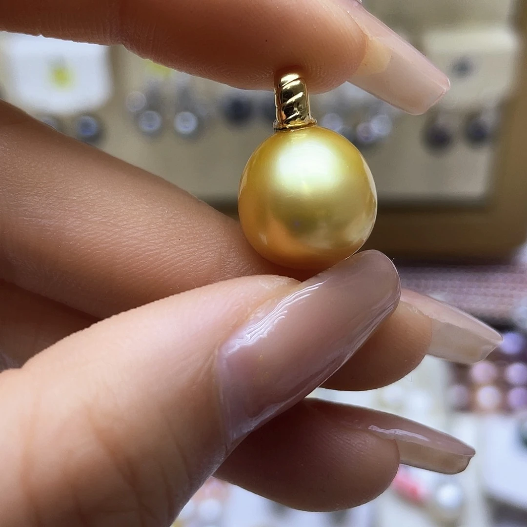 海水珍珠颈饰18K金镶嵌