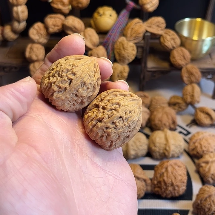 文玩核桃把件南疆石34尺