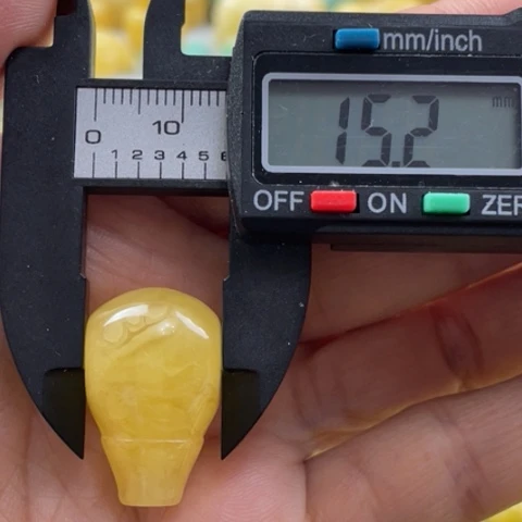 【闪购商品】未镶嵌蜜蜡裸石12杂