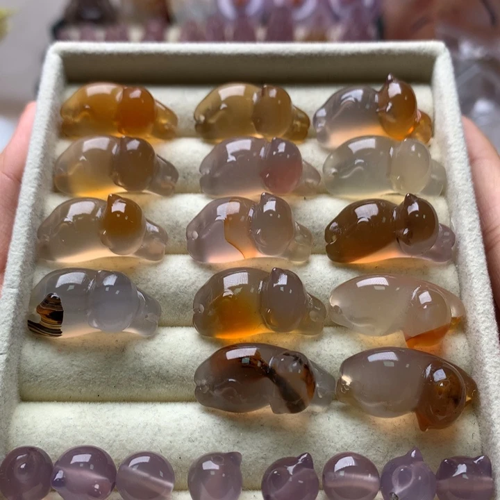 玛瑙/玉髓未镶嵌玛瑙无相趴趴猫