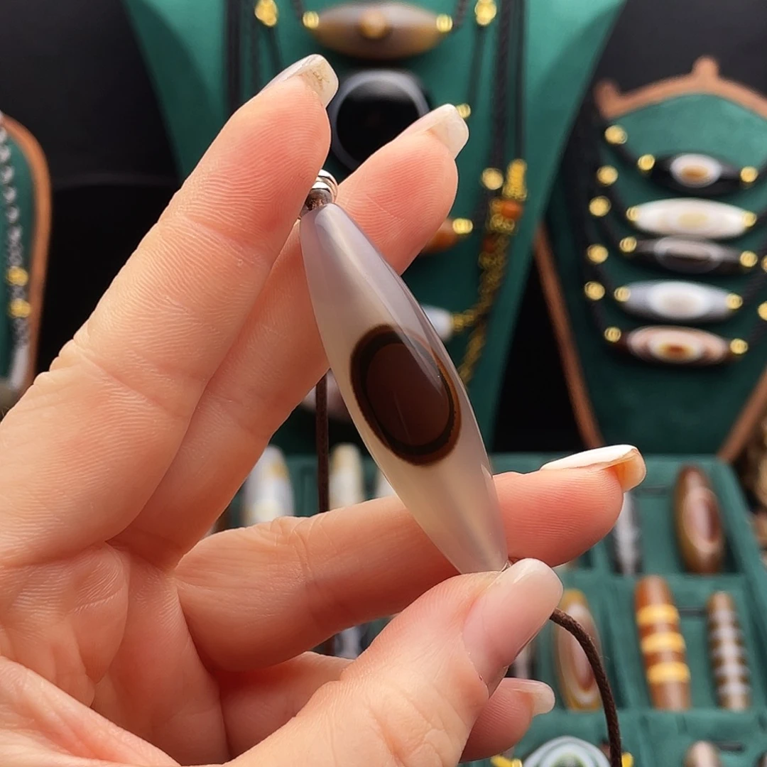 玛瑙/玉髓合金珠宝半成品E****.