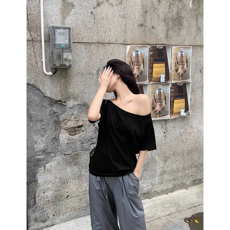 斜肩一字肩短袖T恤女夏季2026新款露肩百搭慵懒松弛感纯欲短上衣