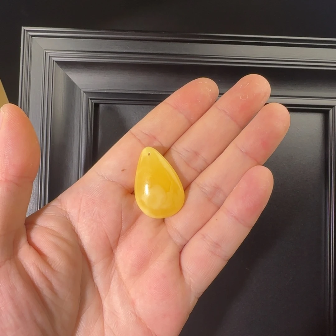 琥珀未镶嵌手串福利01