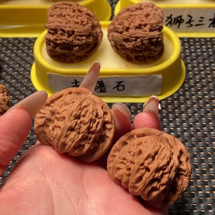 文玩核桃吊坠41全品白狮子