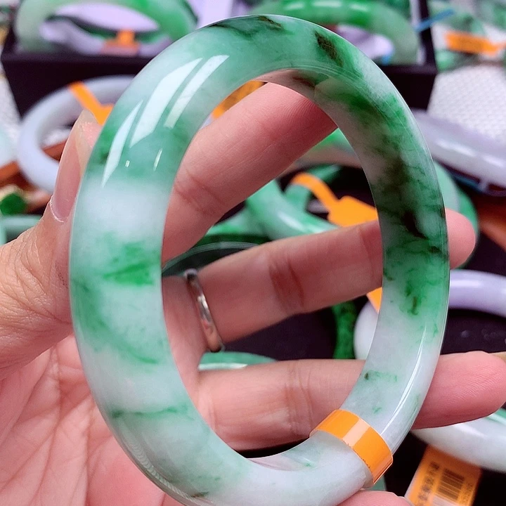 未镶嵌手镯翡翠翡翠