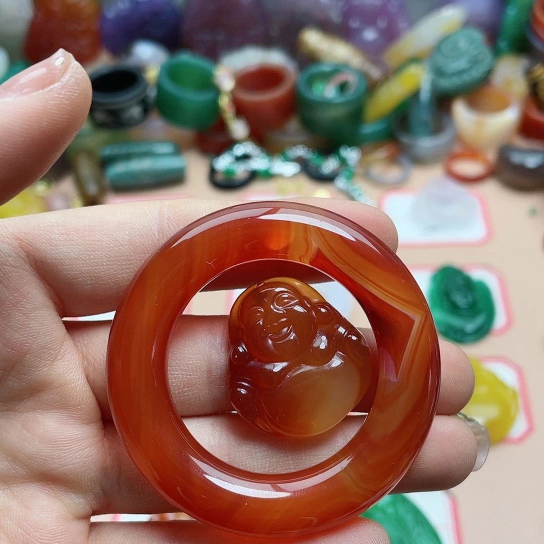 玛瑙/玉髓颈饰合金坚**缘