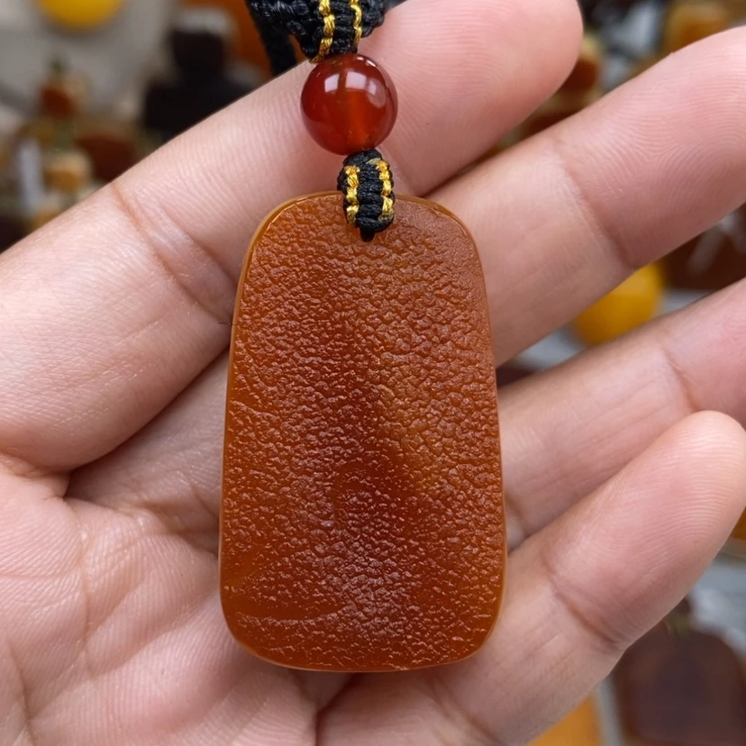 【闪购商品】琥珀颈饰未镶嵌