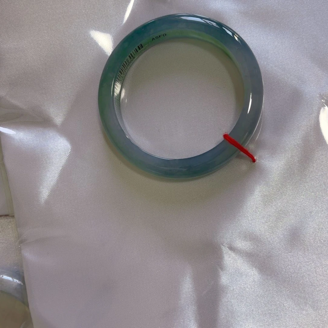 翡翠未镶嵌手镯5758. 116