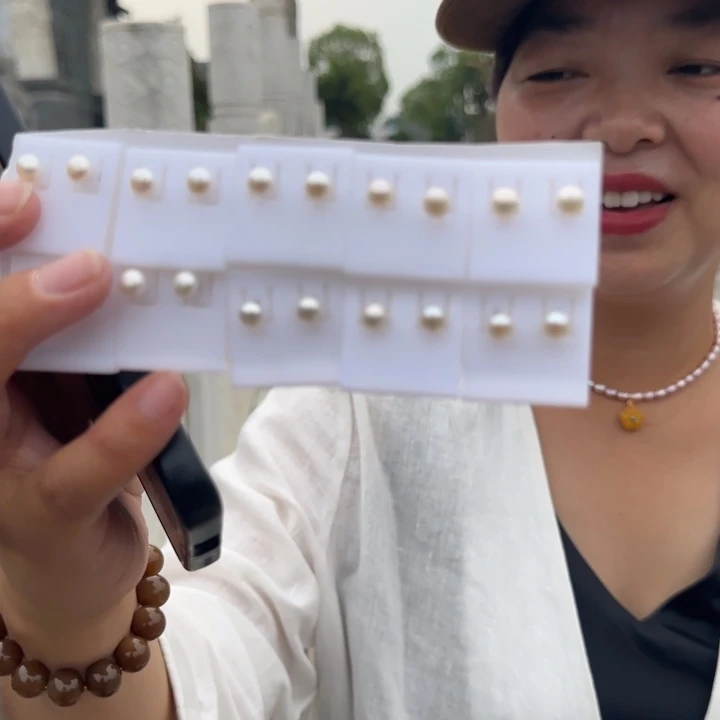 未镶嵌淡水珍珠耳饰