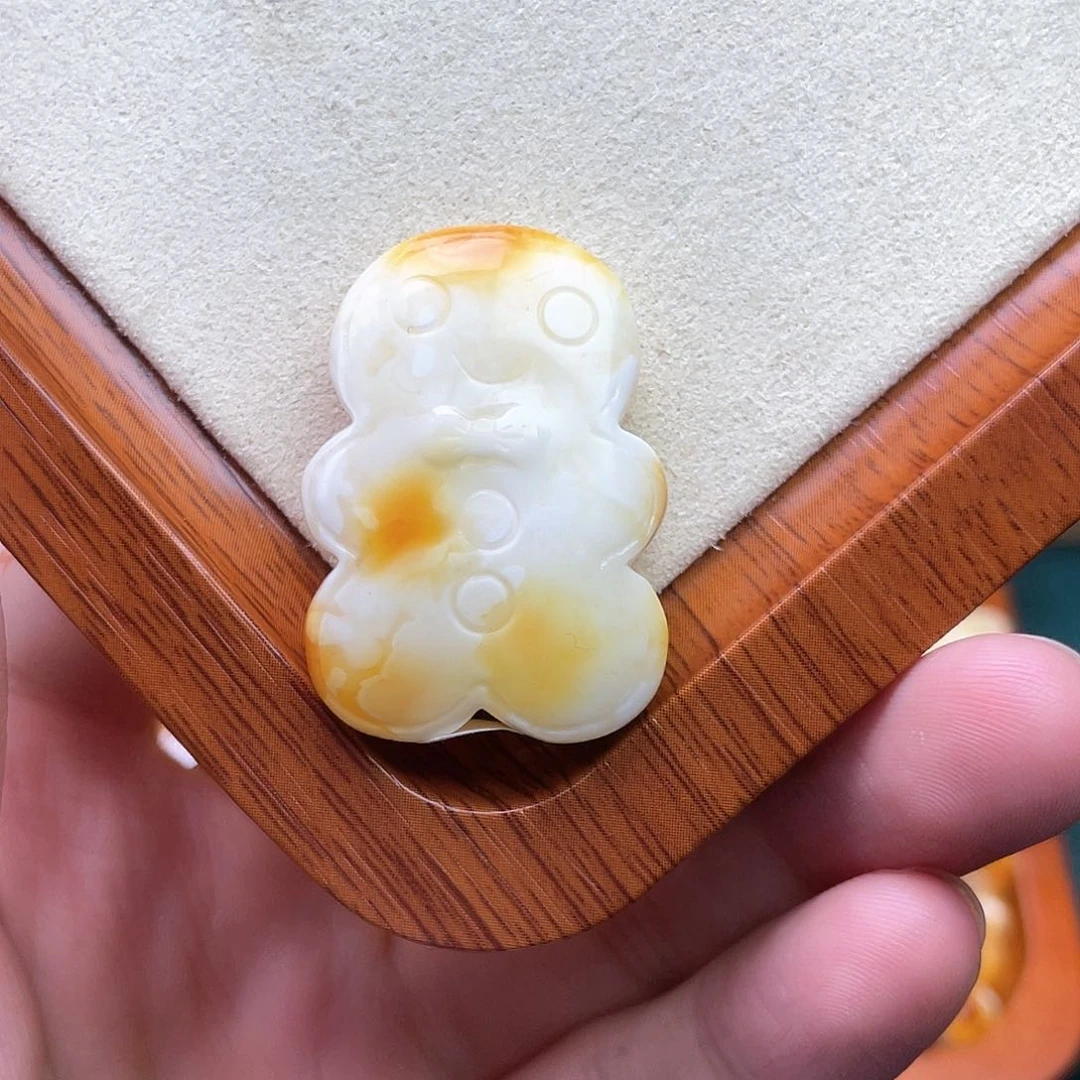 琥珀裸石未镶嵌蜜蜡