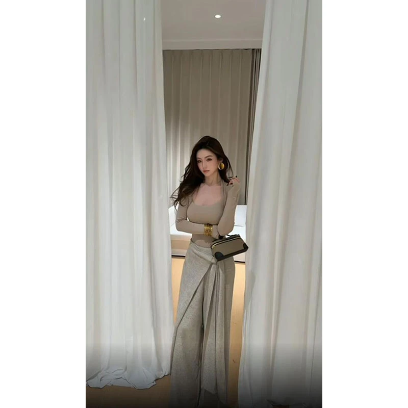 2026春季新款轻熟风穿搭假两件绑带挂脖上衣配慵懒休闲裤两件套女