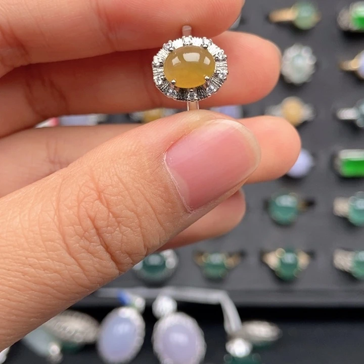 翡翠未镶嵌戒指戒指