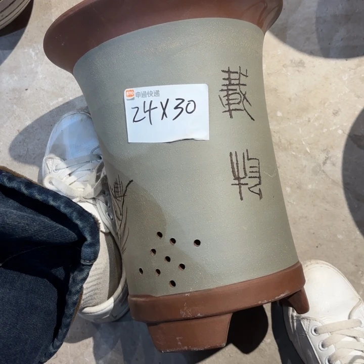 花盆紫砂紫砂的颜色