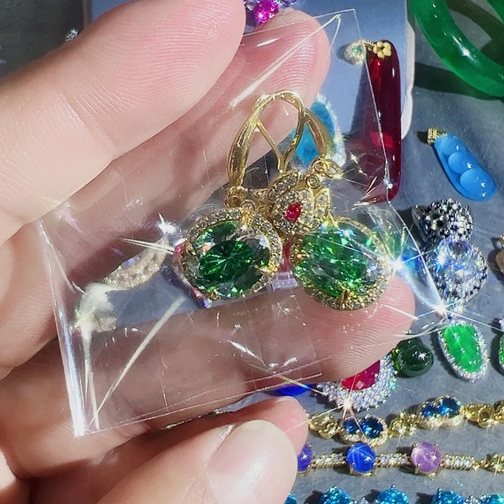 非金属红色蓝色满镶嵌大宝贝