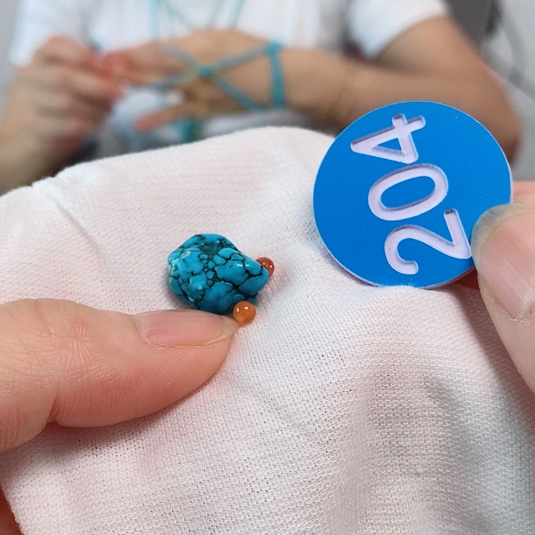 南红玛瑙未镶嵌珠宝奇石