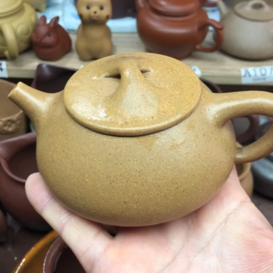 紫砂茶壶黄金段泥石瓢200豪升左右