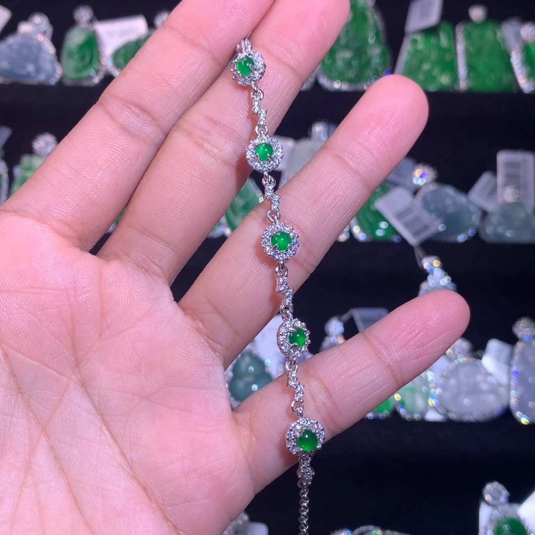 【闪购商品】银S925镶嵌手链翡翠凶**?
