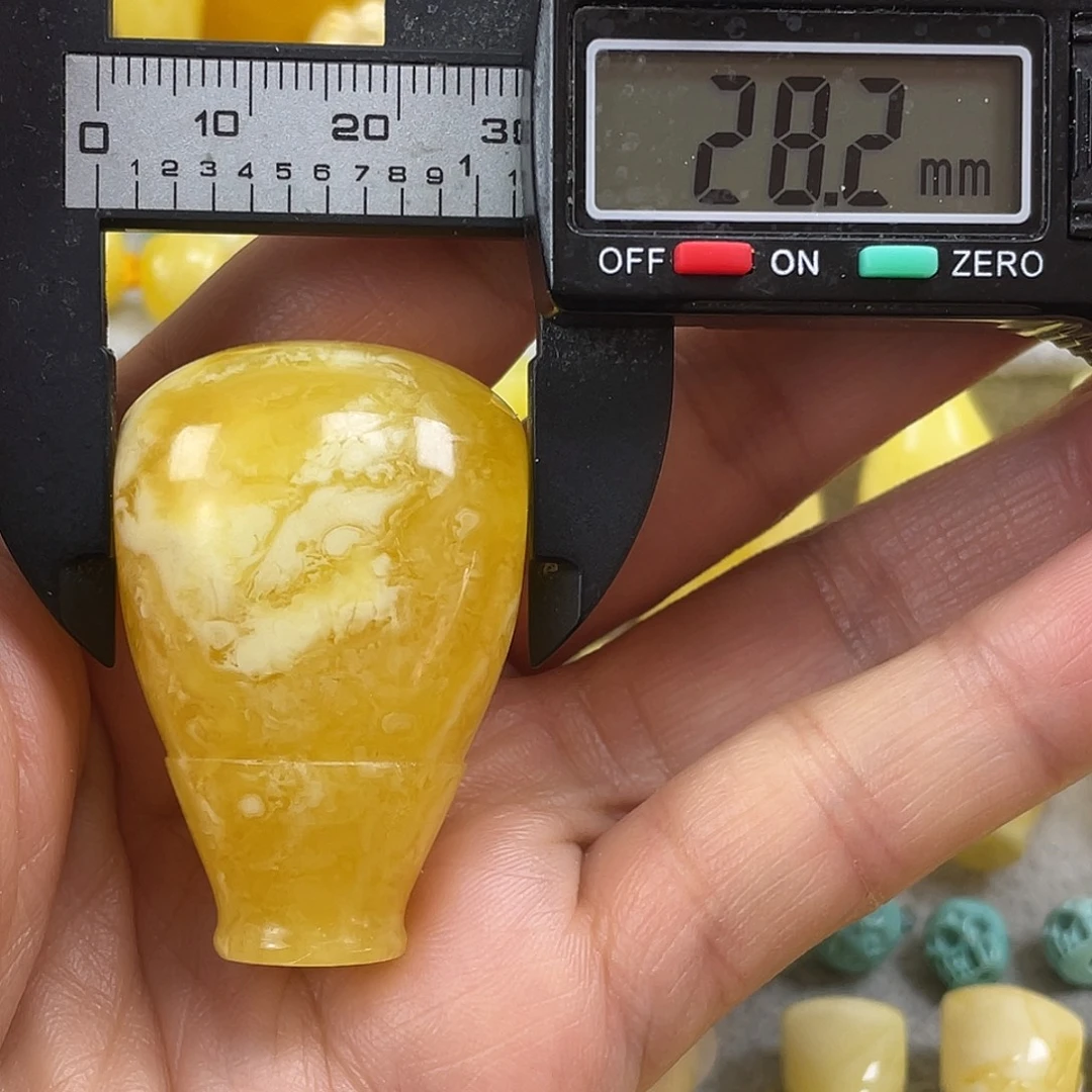 安***洛蜜蜡未镶嵌裸石47