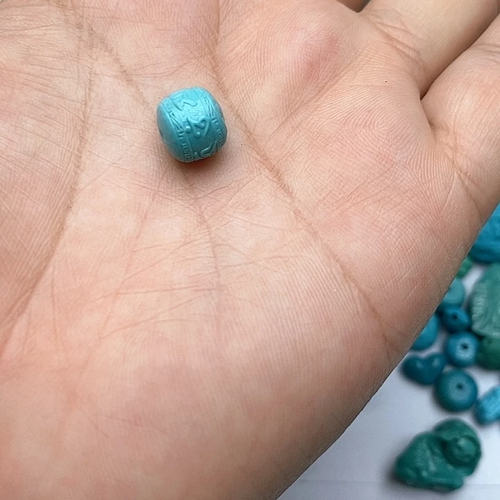 未镶嵌绿松石珠宝奇石