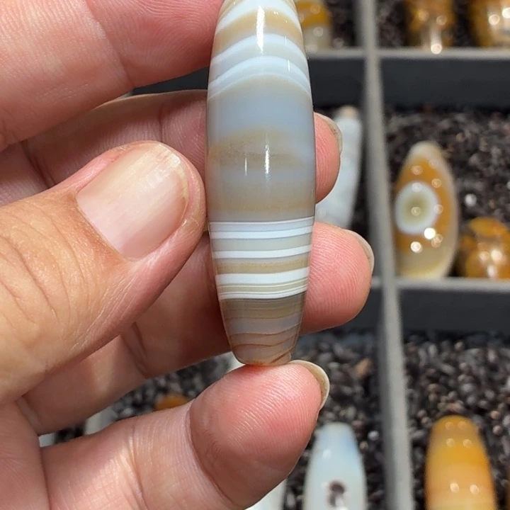 玛瑙/玉髓散珠126