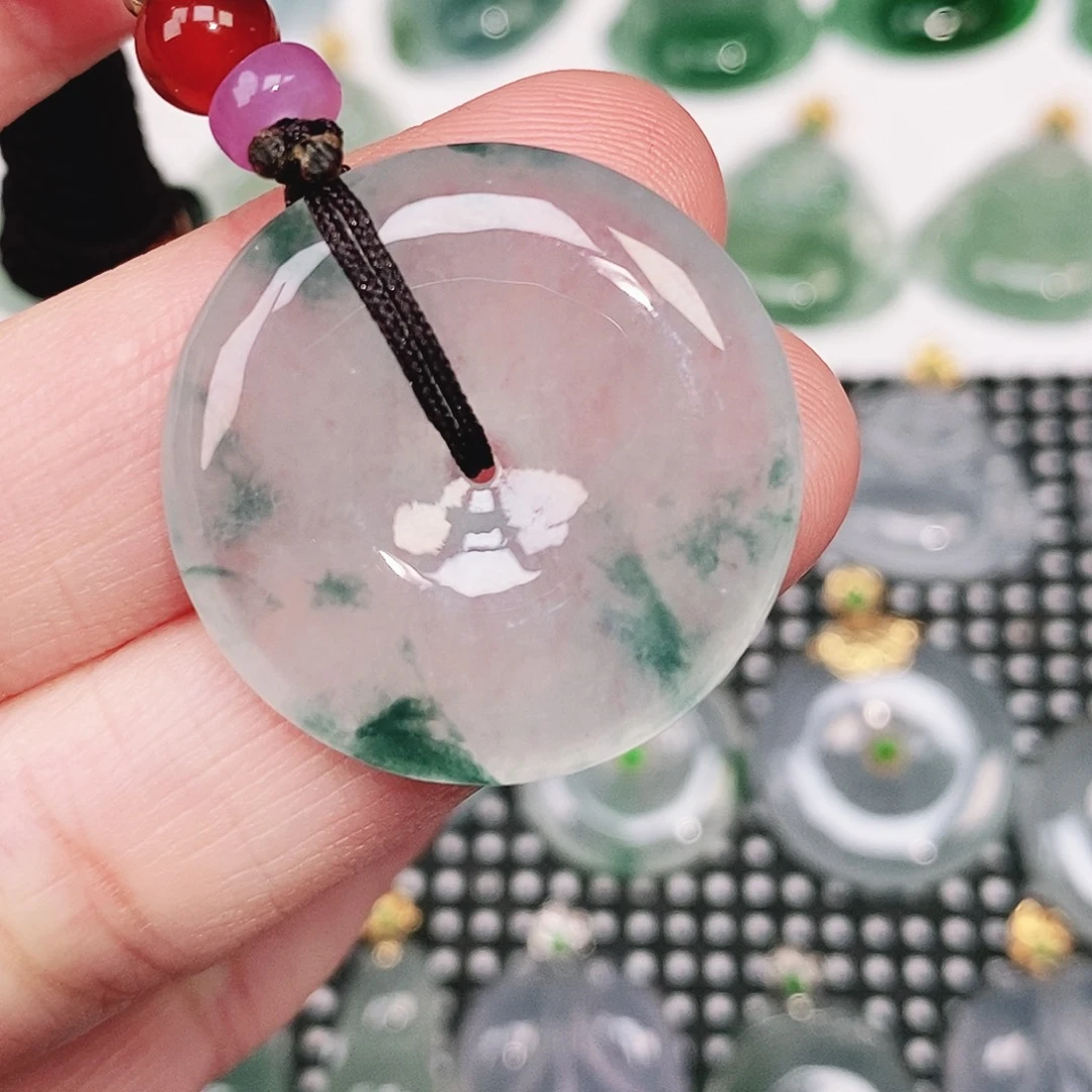 翡翠未镶嵌颈饰28.1/5.6