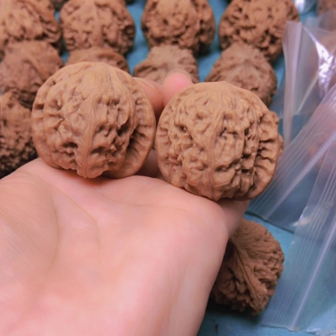 【闪购商品】摆件核桃38野狼全品