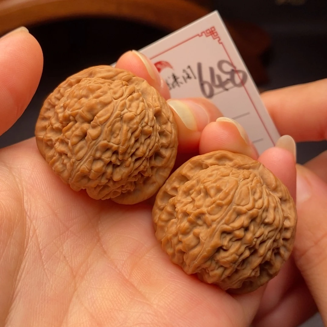 把件文玩核桃648号34全品咯白狮子